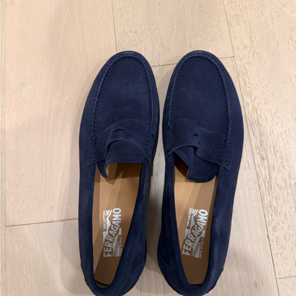 Mens navy blue suede loafers - Picture 3 of 4